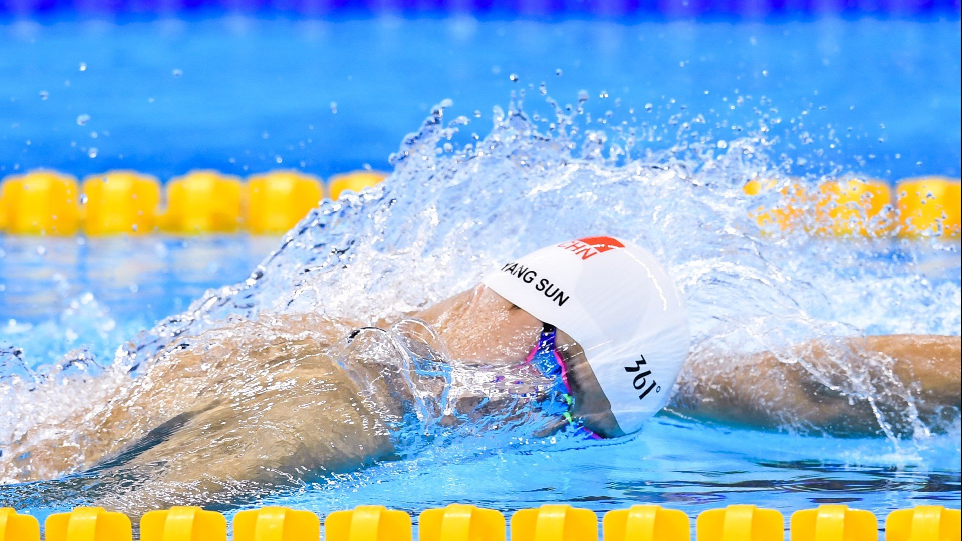 谷爱凌赛点兑现，休斯顿火箭淘汰上海海港晋级四强，主帅激动落泪